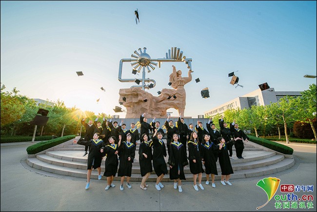 http://news.upc.edu.cn/__local/E/59/90/7E8A4AB915FCA58B94AA5099596_A1E2DCA5_24D25.jpg